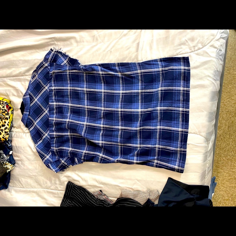 Square shirt